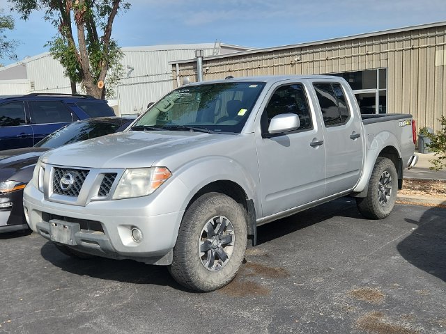 Used 2019 Nissan Frontier PRO-4X AWD/4WD image 3