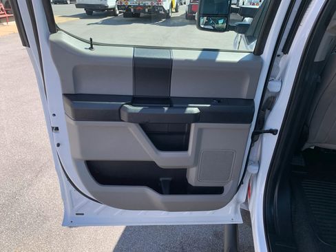 Used 2018 Ford F350 XL w/ Power Equipment Group AWD/4WD image 30