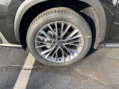 New 2026 Lexus NX 350 350h LUXURY AWD image 9