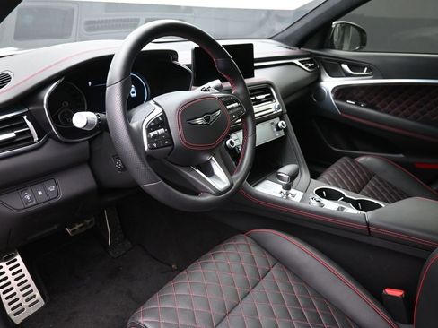 Used 2024 Genesis G70 3.3T Advanced w/ Sport Prestige Package image 18