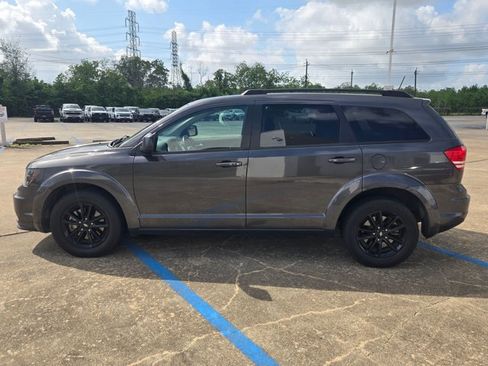 Used 2020 Dodge Journey SE w/ SE Popular Equipment Group FWD image 5