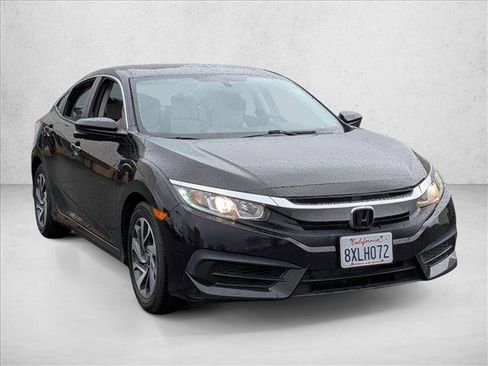 Used 2017 Honda Civic EX image 3