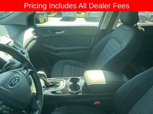 Used 2017 Ford Edge SE w/ Cargo Accessory Package AWD/4WD image 9