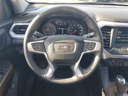 Used 2017 GMC Acadia SLE w/ Driver Alert Package I image 11