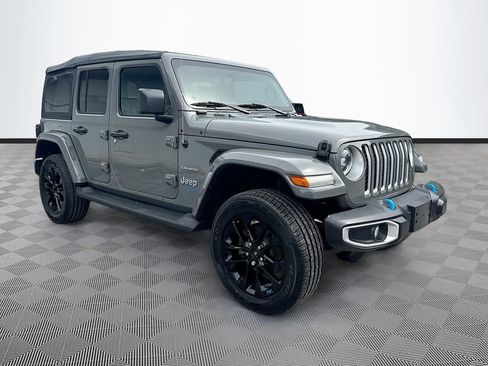 Certified 2023 Jeep Wrangler Unlimited Sahara w/ Cold Weather Group AWD/4WD image 4