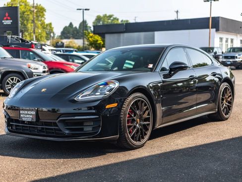 Used 2021 Porsche Panamera 4S w/ Premium Package AWD/4WD image 4