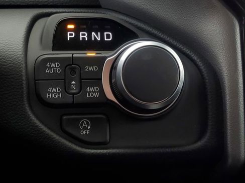 New 2026 RAM 1500 4x4 Crew Cab image 25