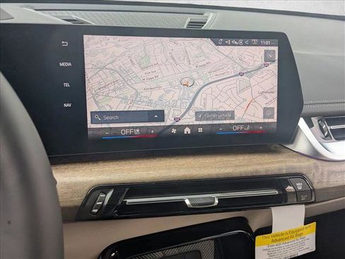 Used 2025 BMW X1 xDrive28i w/ Premium Package image 14