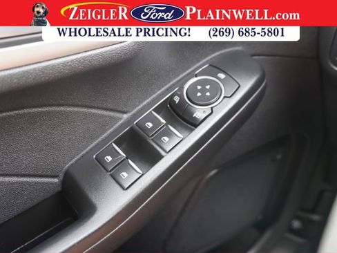 Used 2022 Ford Escape SEL w/ Equipment Group 302A image 29