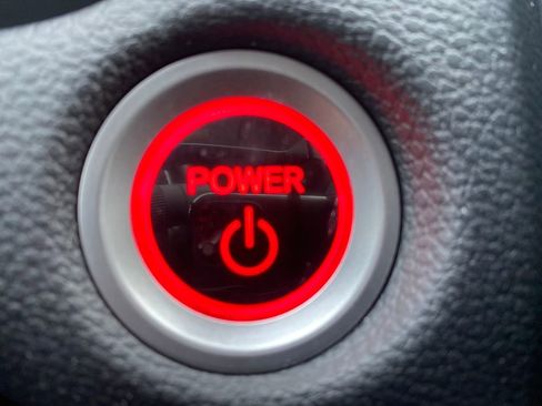 Used 2022 Honda CR-V Touring image 9