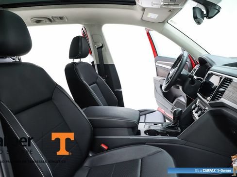 Used 2023 Volkswagen Atlas SE w/ Panoramic Sunroof Package FWD image 74