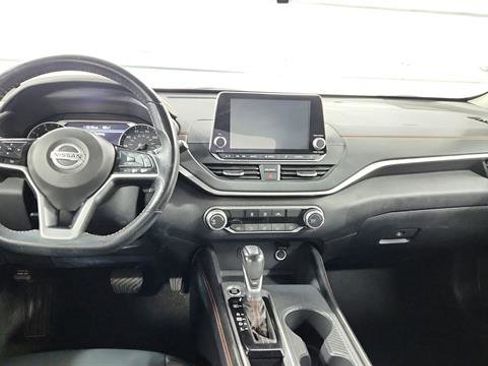 Used 2021 Nissan Altima 2.5 SR image 22