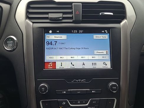 Used 2019 Ford Fusion SE w/ Equipment Group 151A image 20