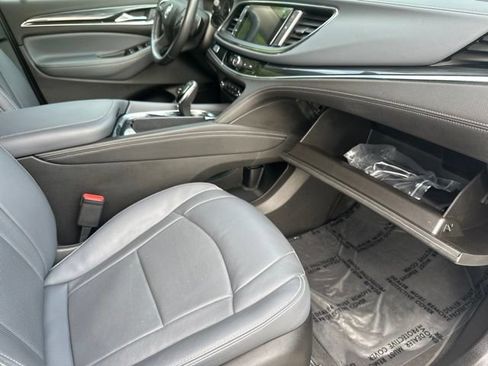 Used 2021 Buick Enclave Essence w/ Sound and Sites Package AWD/4WD image 45