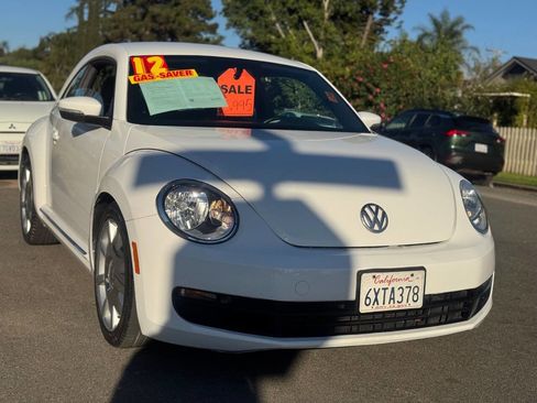 Used 2012 Volkswagen Beetle 2.5 image 1