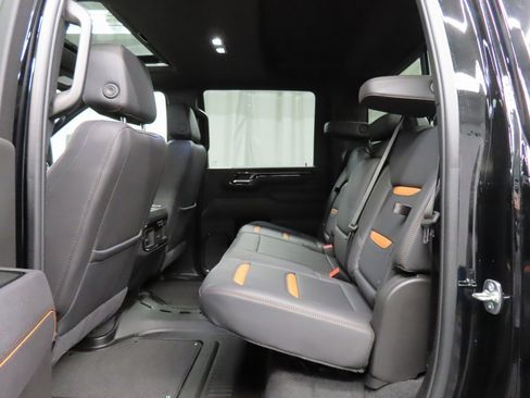 Used 2025 GMC Sierra 3500 AT4 image 10