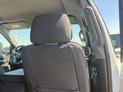 Used 2025 Chevrolet Silverado 2500 LT w/ Convenience Package image 44