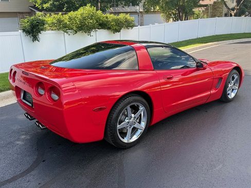 Used 1998 Chevrolet Corvette Coupe w/ Memory Pkg RWD image 6