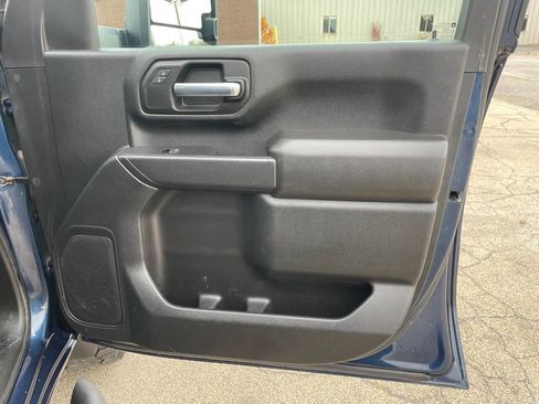 Used 2020 Chevrolet Silverado 2500 Custom w/ Custom Value Package image 28