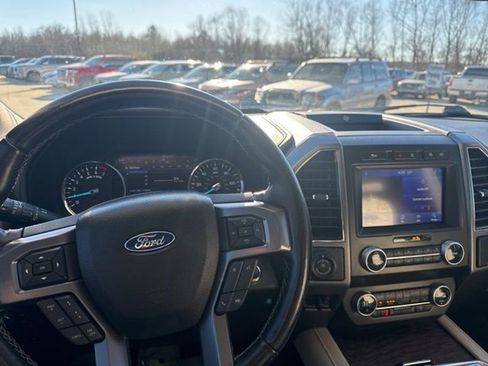 Used 2021 Ford Expedition Max Platinum image 13