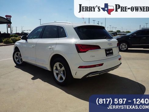 Used 2023 Audi Q5 2.0T Premium w/ Convenience Package AWD/4WD image 2