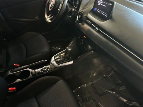 Used 2020 Toyota Yaris LE FWD image 17