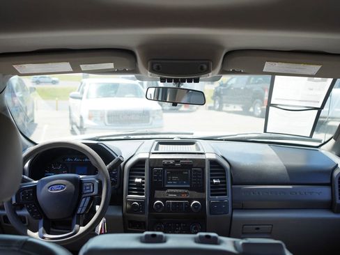 Used 2019 Ford F350 XL w/ Power Equipment Group AWD/4WD image 15