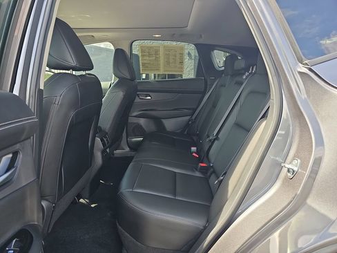 Used 2025 Nissan Murano SL AWD/4WD image 19