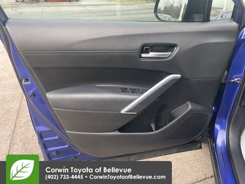 Used 2023 Toyota Corolla Cross XLE w/ Convenience Package image 13