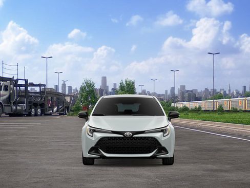 New 2026 Toyota Corolla SE image 2