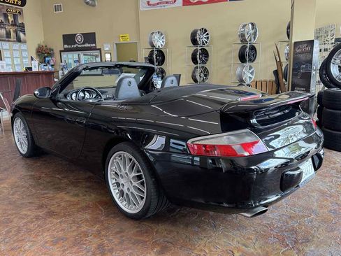 Used 2003 Porsche 911 Carrera 4 AWD/4WD image 8