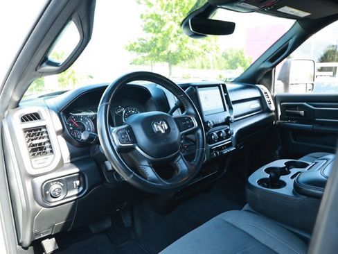 Used 2024 RAM 2500 Big Horn AWD/4WD image 25