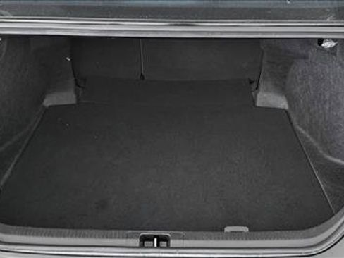 Used 2024 Toyota Camry SE image 8