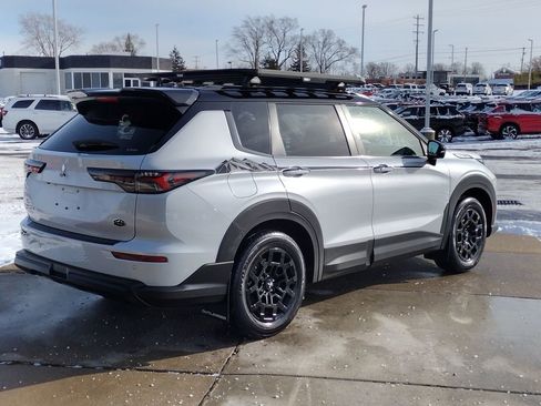 New 2026 Mitsubishi Outlander Trail Edition image 15