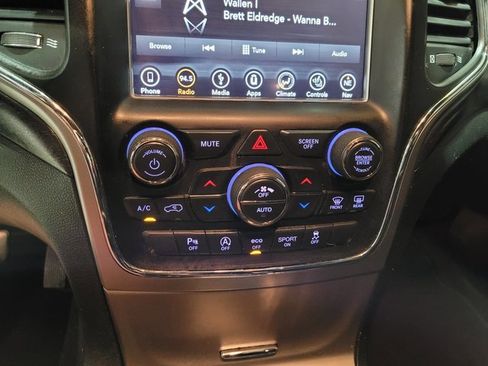 Used 2018 Jeep Grand Cherokee Altitude image 38