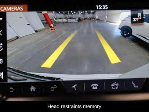 Used 2017 Land Rover Range Rover Autobiography image 10