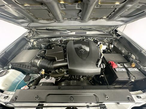 Used 2021 Toyota Tacoma SR image 30