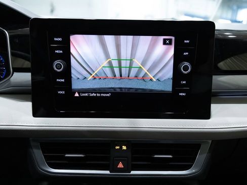 New 2026 Volkswagen Taos SEL AWD/4WD image 24