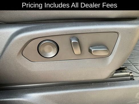 Used 2023 Chevrolet Silverado 1500 ZR2 w/ Technology Package AWD/4WD image 21