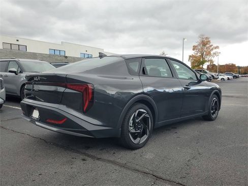New 2025 Kia K4 EX image 4