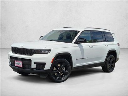 Used 2023 Jeep Grand Cherokee L Laredo