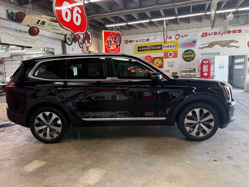 Used 2020 Kia Telluride S AWD/4WD image 6