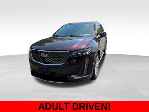 Used 2020 Cadillac XT6 Premium Luxury FWD image 2