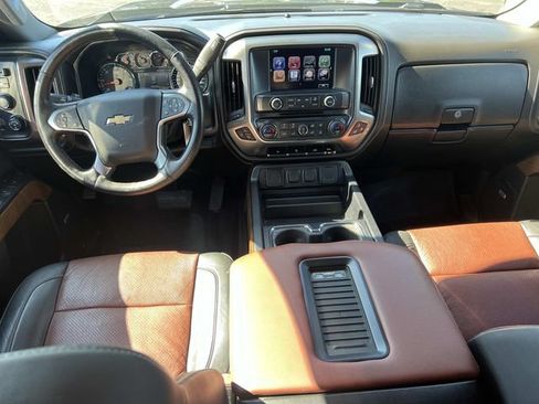 Used 2016 Chevrolet Silverado 1500 LTZ w/ Sport Package AWD/4WD image 13