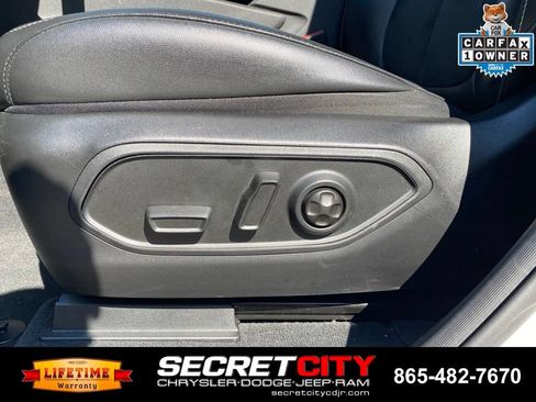 Used 2023 Jeep Grand Cherokee Altitude AWD/4WD image 14