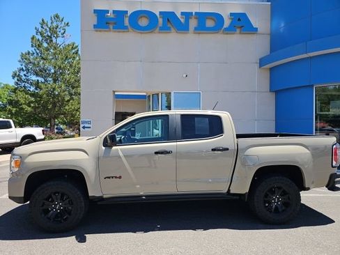 Used 2021 GMC Canyon AT4 AWD/4WD image 2