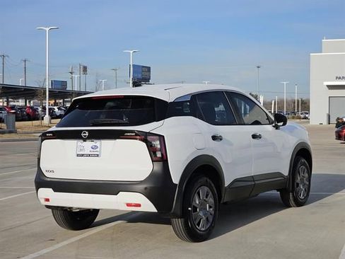 Used 2026 Nissan Kicks S image 4