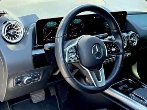 Used 2021 Mercedes-Benz GLA 250 image 10