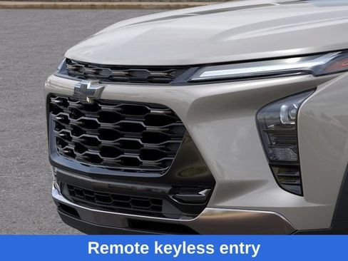 New 2026 Chevrolet Trax ACTIV w/ Sunroof Package FWD image 14