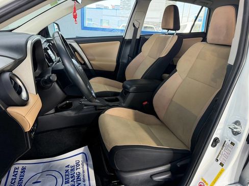 Used 2018 Toyota RAV4 XLE FWD image 16